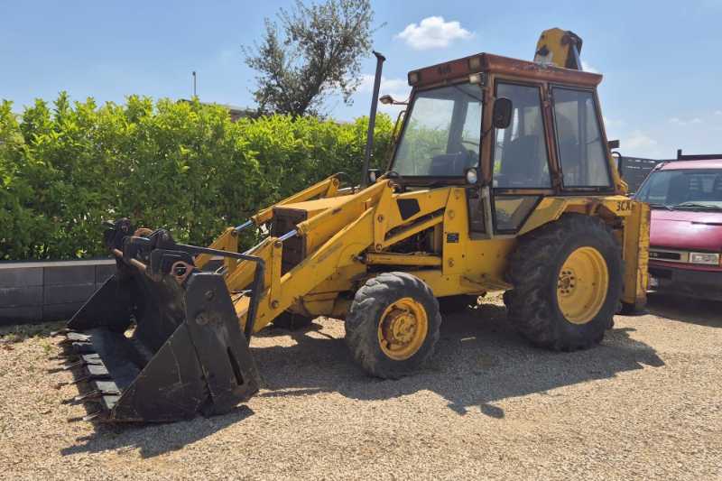 OmecoHub - Immagine JCB 3CX